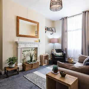  Apartment Castle Bay United Kingdom