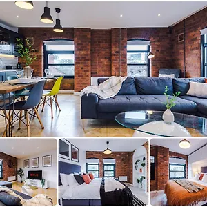 Apartment 2 King Size Beds In Manhattan Styled Oversize United Kingdom